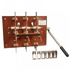 Фотография товара 'Texenergo Переключатель ПБ-32 250А на текстолите,с дугогасительными камерами RP103250CD'